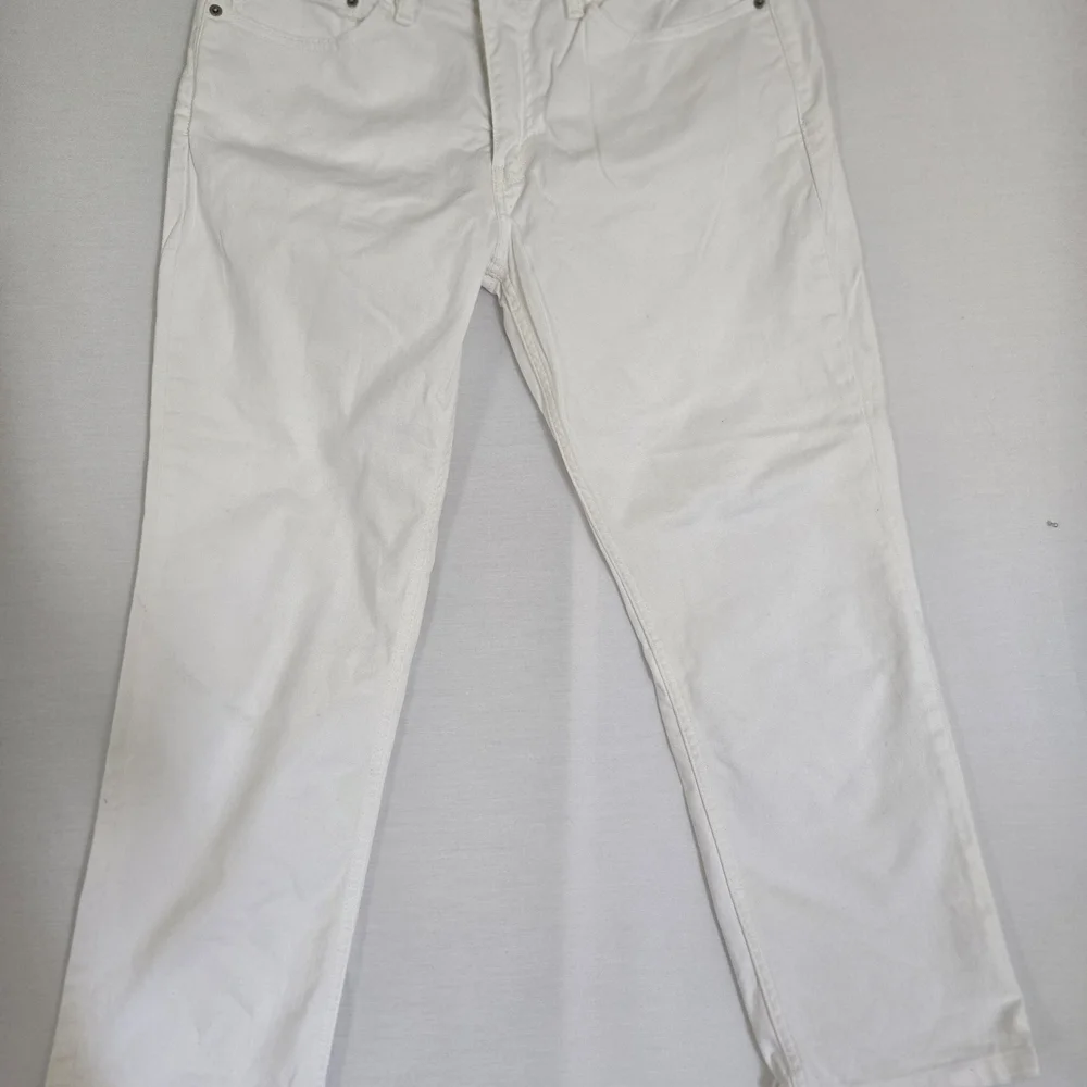 Levi's Crisp White Jeans